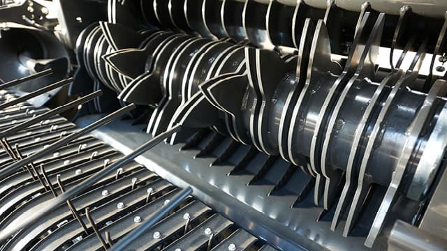 SuperCut knife chopping system